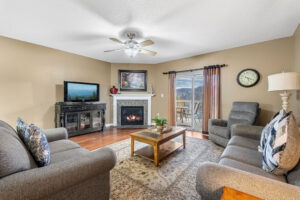 Whispering Pines 534 Downtown Retreat a 4 Bedroom Condo in Pigeon Forge TN
