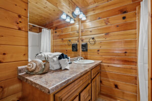 The LIttle River Cabin in Pigeon Forge Vacation Rental in the Smokies