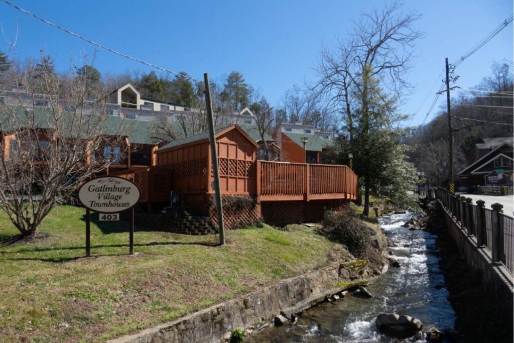 Baskins Creek 403 Condominium in Gatlinburg