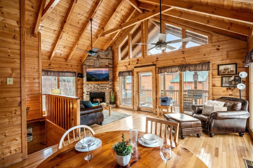 Two Bedroom Vacation Cabin Rental in downtown Pigeon Forge Eagles Ridge