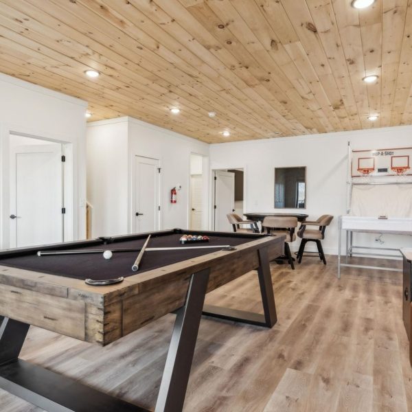 Group Cabin Rentals Lodges at Reedmont