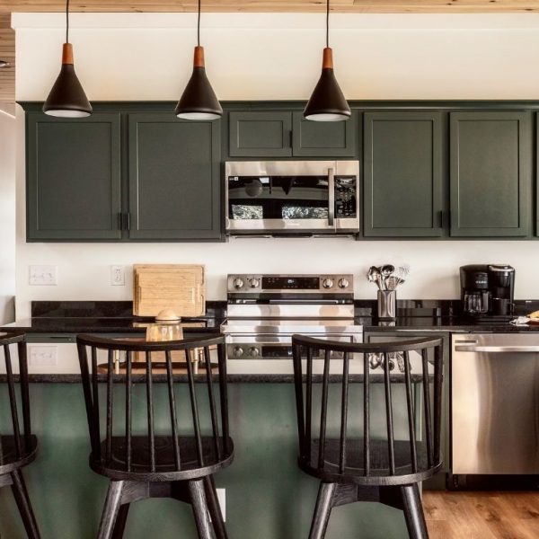 Group Rentals at Lodges at Reedmont Three Four and Five Bedroom Cabins near Knoxville and Dollywood