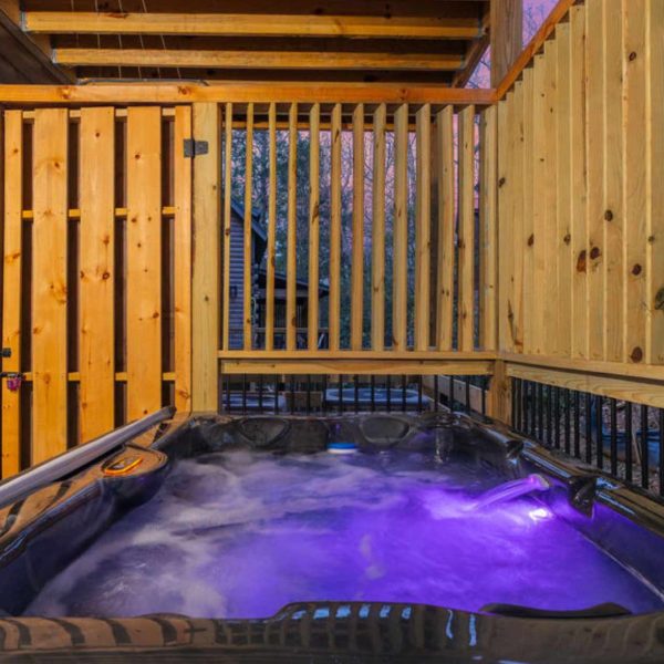 Gatlinburg Four Bedroom Cabin with Indoor Pool
